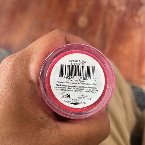 Slick Pour Powder - Picture 2 of 4